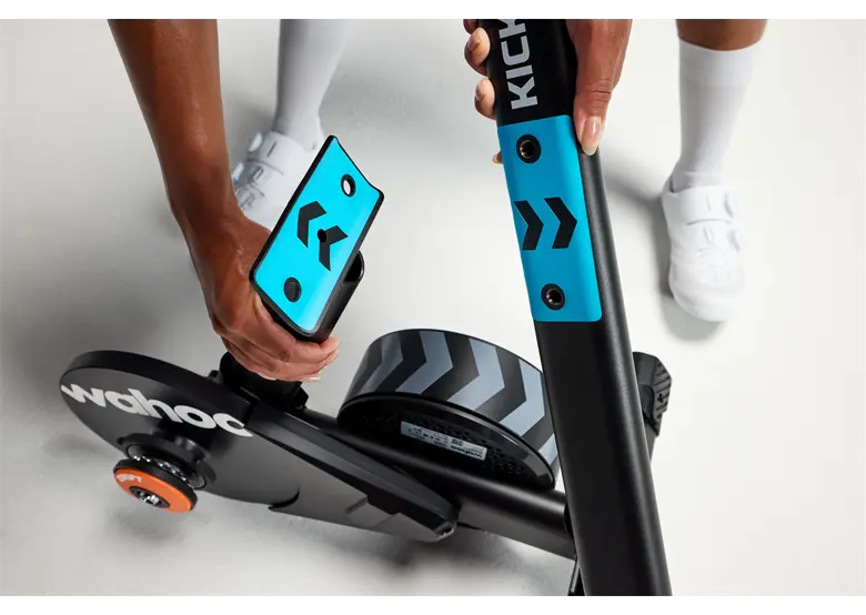Trenażer interaktywny WAHOO KICKR Core v2 - obrazek 12